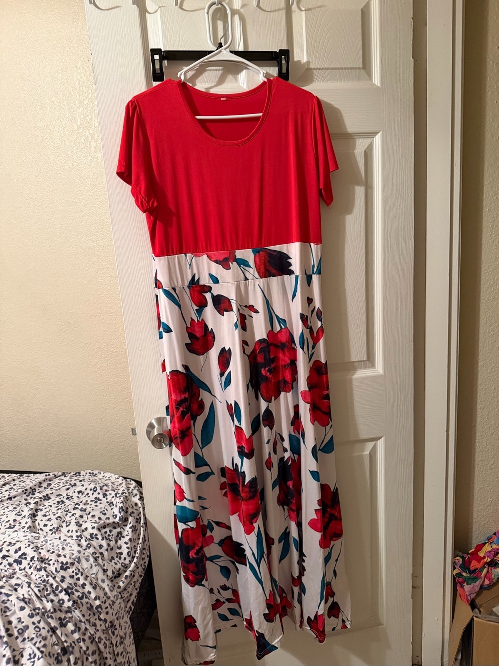 Source Unknown Red and White Floral Maxi Dress